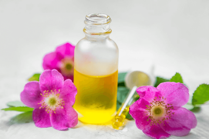 Use Natural Rosehip Oil For Dry skin